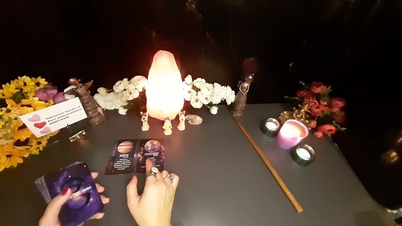 No momento, você está visualizando Kalbindeki Kişi/Aklımdaki kişi Derin Bilinçaltı/ Senle İlgili Düşünceleri Ne/Tarot Açılımı