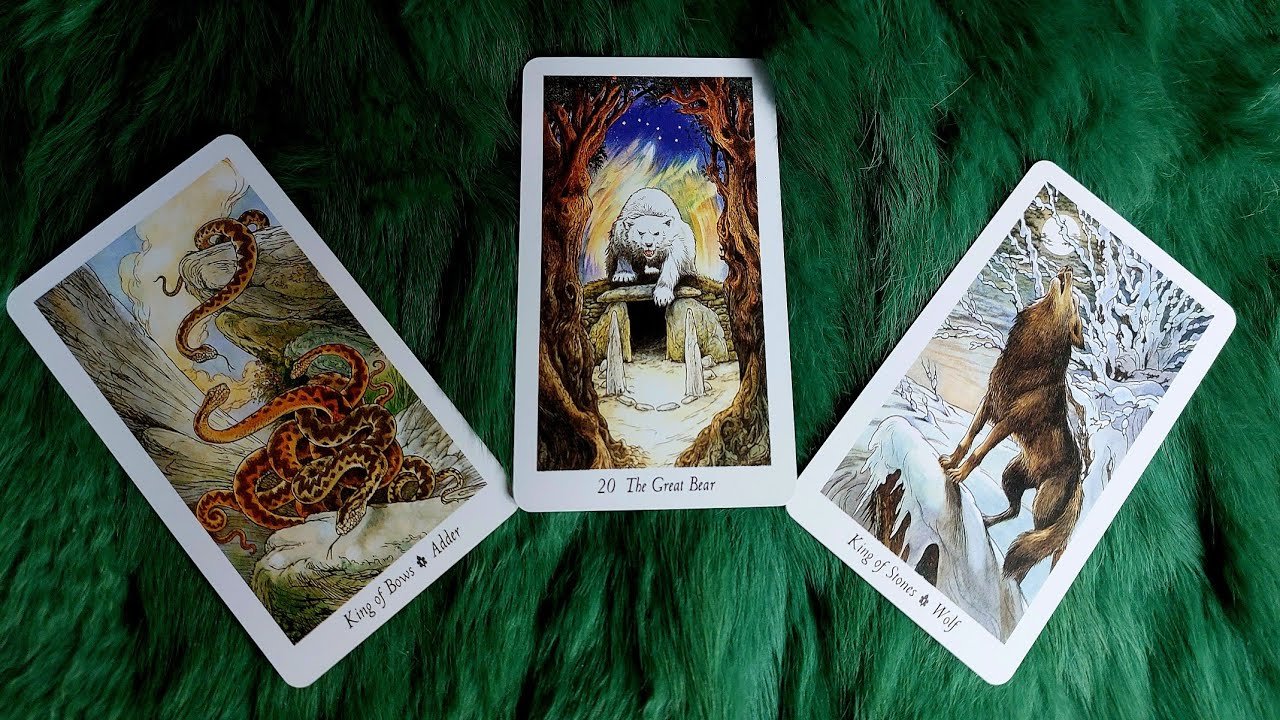 No momento, você está visualizando VŨ TRỤ MUỐN TIẾT LỘ ĐIỀU GÌ VỚI BẠN TRƯỚC KHI BƯỚC VÀO THÁNG 2 RỘN RÀNG NÀY?   @EvelynTarot