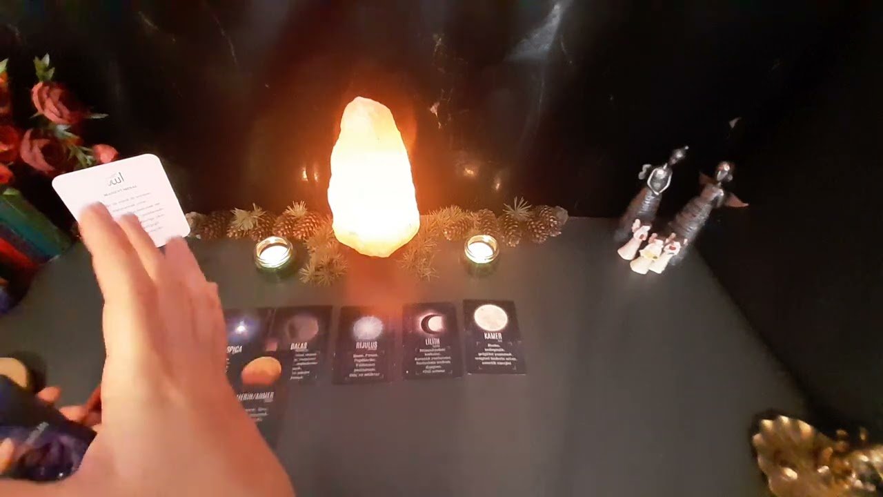 No momento, você está visualizando Aklımdaki kişi ne yapmak istiyor/Benimle ilgili niyeti ne/#tarot #keşfet #tarotcards