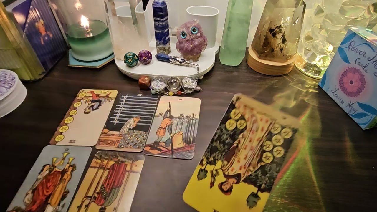 No momento, você está visualizando Tarot / Họ muốn nhắn gửi đến bạn điều này 💜