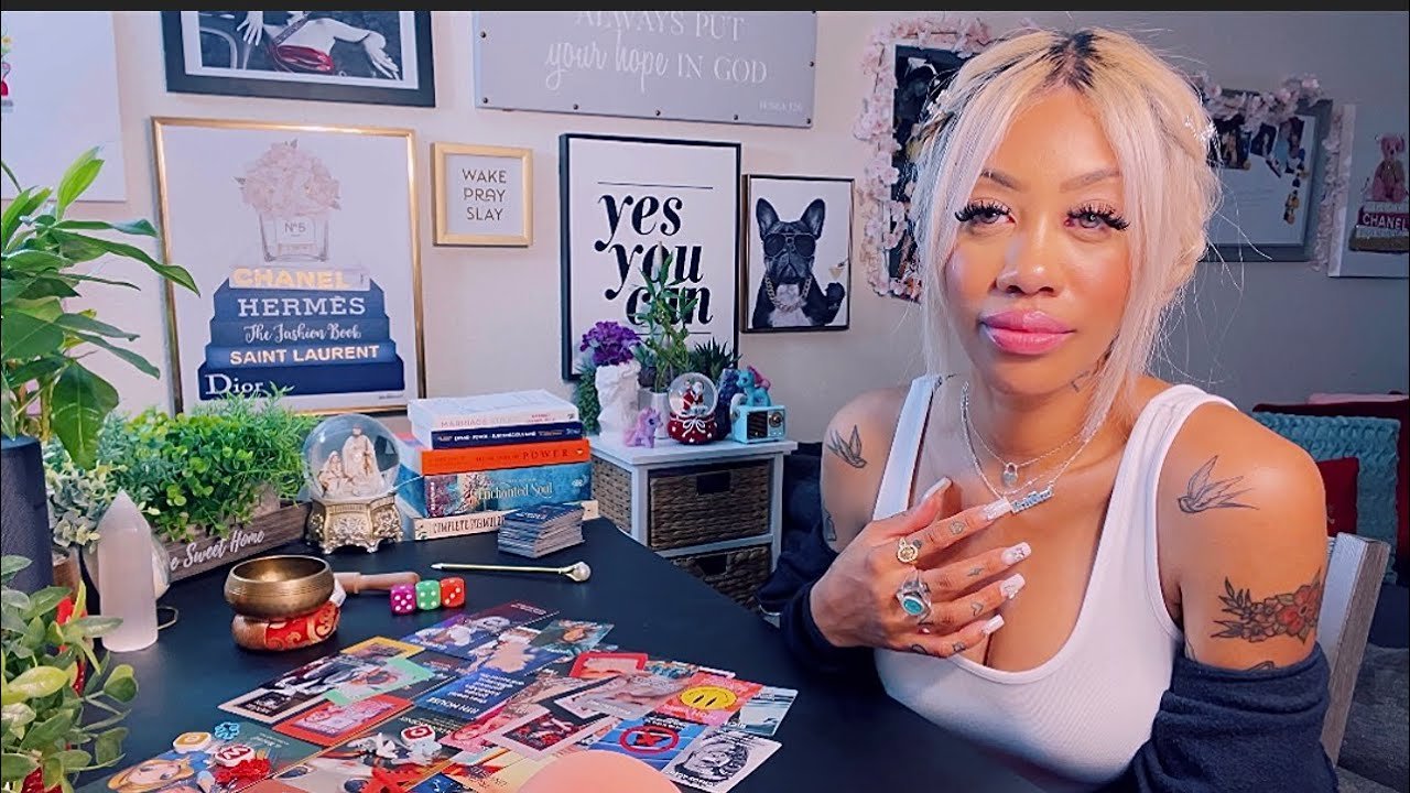 No momento, você está visualizando YOU GOT PPL STUMPED.. UR KIND OF A BIG DEAL .. AND HARD TO RESIST ..