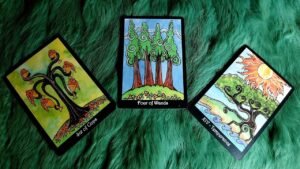 Leia mais sobre o artigo BẠN SẼ SA VÀO ” HỐ VÀNG  HAY HỐ TÌNH” TRONG THỜI GIAN SỚM NHẤT?   @EvelynTarot