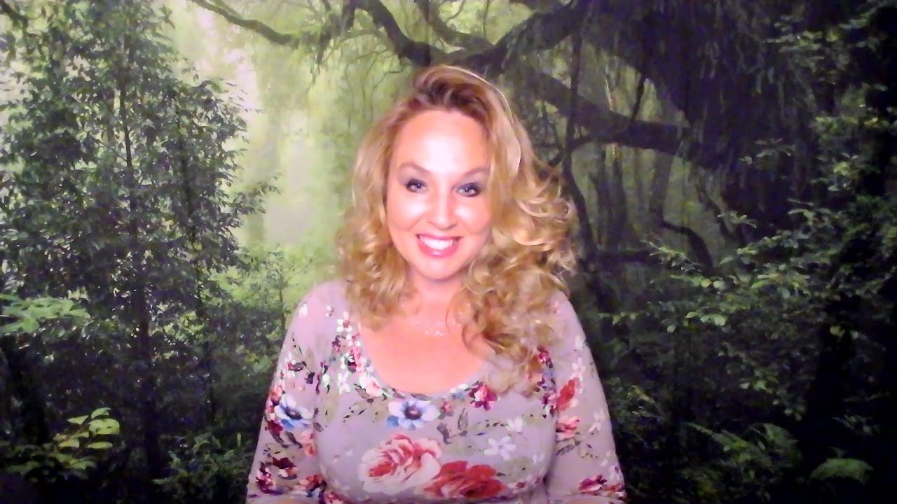 No momento, você está visualizando Cancer tarot: What’s happening during the silence..