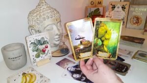 Leia mais sobre o artigo 🍀✨️PIENSA EN UNA PERSONA Y TE DIRÉ LO QUE SIGNIFICAS PARA ÉL/ELLA ✨️🍀TAROT INTERACTIVO