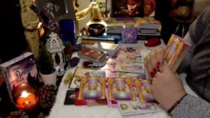 Leia mais sobre o artigo SANA DOĞRU KİM GELİYOR? EX AŞK MI? YENİSİ Mİ?