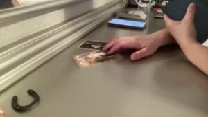 Leia mais sobre o artigo SECRET, CE FACE? MACINAT/A DE GANDUL CA ATI PUTEA FI CU ALTCINEVA 😥