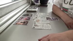 Leia mais sobre o artigo UN SCHIMB DE REPLICI DESTUL DE DUR…💌