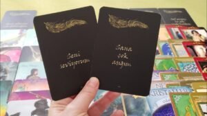 Leia mais sobre o artigo AKLINDAKİ KİŞİDEN MESAJ VAR 💌❤️😳HAZIR MISIN DUYMAYA💌 💯#tarotfalı  #aklımdakikişihakkımdanedüşünüyor