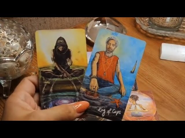 No momento, você está visualizando 🔮✨️Ele(a) PENSOU em você HOJE? | Tarot