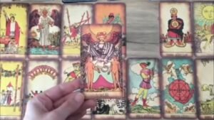 Leia mais sobre o artigo Tamamen Vaz Mı Geçti? ❣️Yoksa Hala Beni Seviyor Mu? 💯 Aklımdaki Kişi Tarot Açılımı