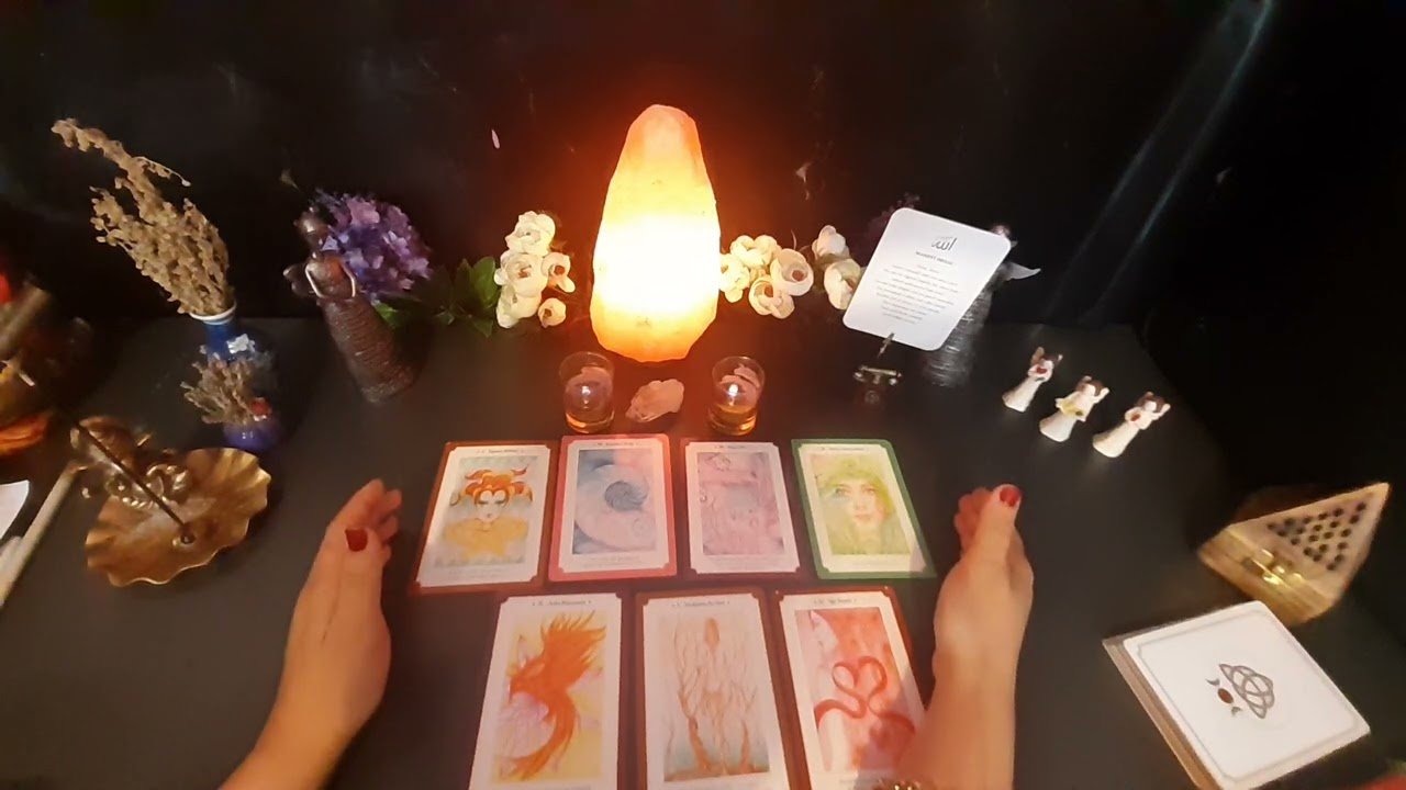 No momento, você está visualizando Aklımdaki kişi ne yapıyor/beni merak ediyor mu ?