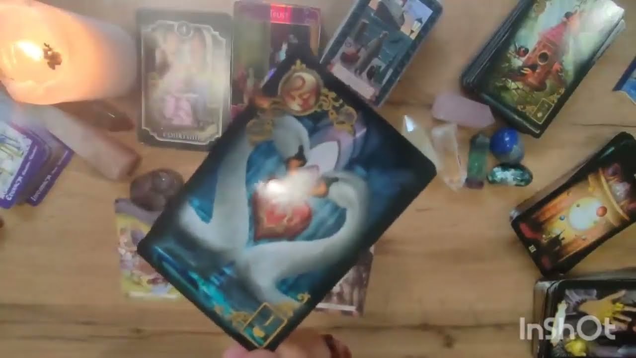 No momento, você está visualizando CO CZUJE I MYŚLI? KIM DLA NIEGO JESTEŚ? TAROT