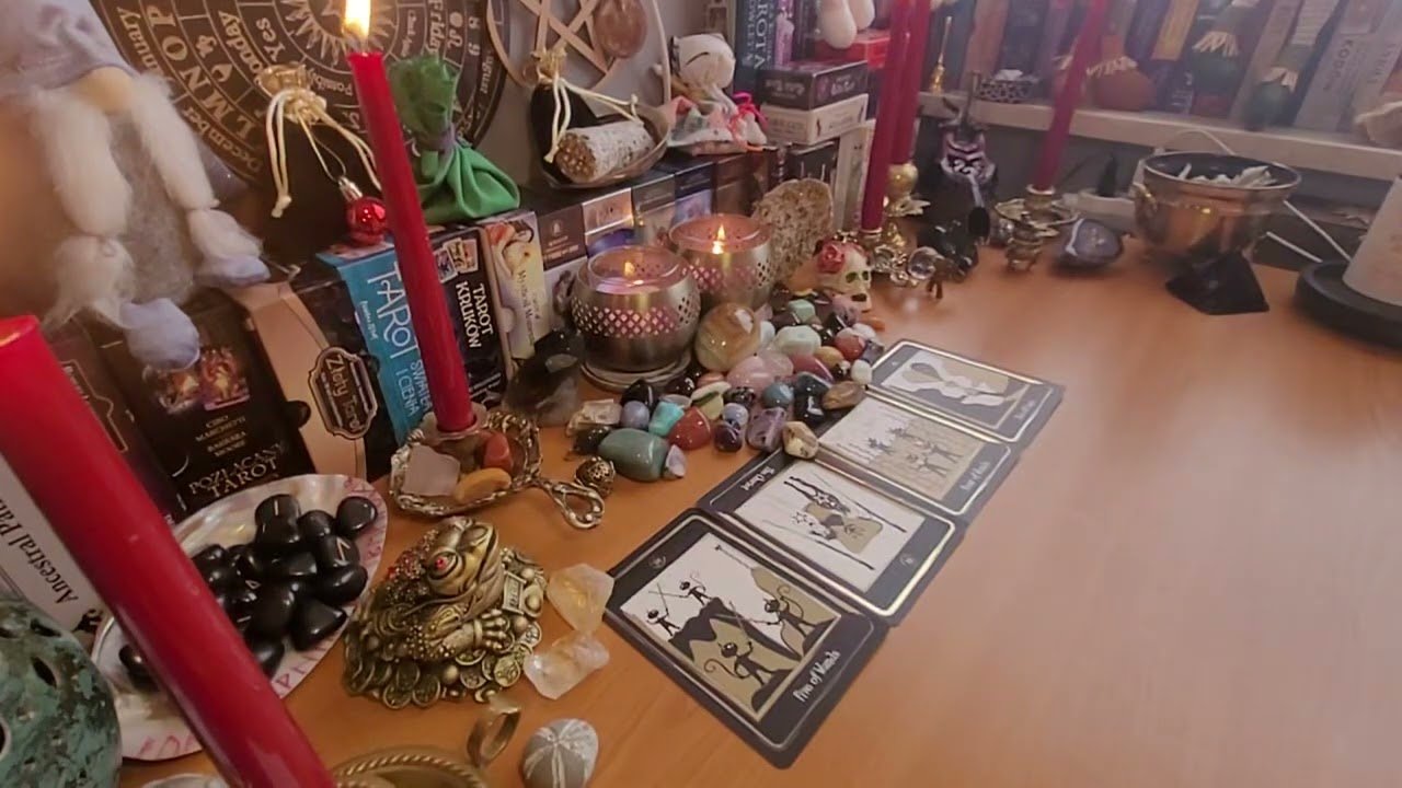 No momento, você está visualizando Love Story❤️❤️dla kobiet. On jest rozdarty. Energia parcia do działania.