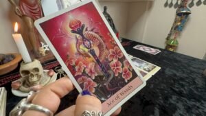 Leia mais sobre o artigo Mensagem da Deusa Hécate pra vc! ⭐️