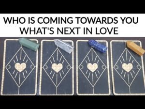 Leia mais sobre o artigo Pick• WHO IS COMING TOWARDS YOU IN LOVE 😍 WHAT’S NEXT IN LOVE ❤️