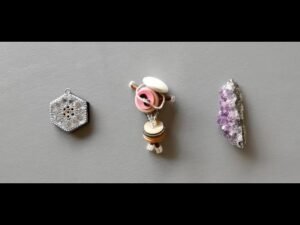 Leia mais sobre o artigo tarot: chọn tụ bài: năng lượng tiền bạc của bạn