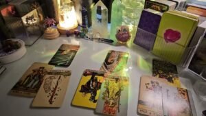 Leia mais sobre o artigo Tarot / Họ đang nghĩ gì 💜