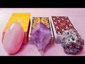 Leia mais sobre o artigo 🟠 TAROT INTERACTIVO HOY 💋 ¿A QUIEN LE GUSTO? // ADMIRADOR SECRETO 🔮✨🔥