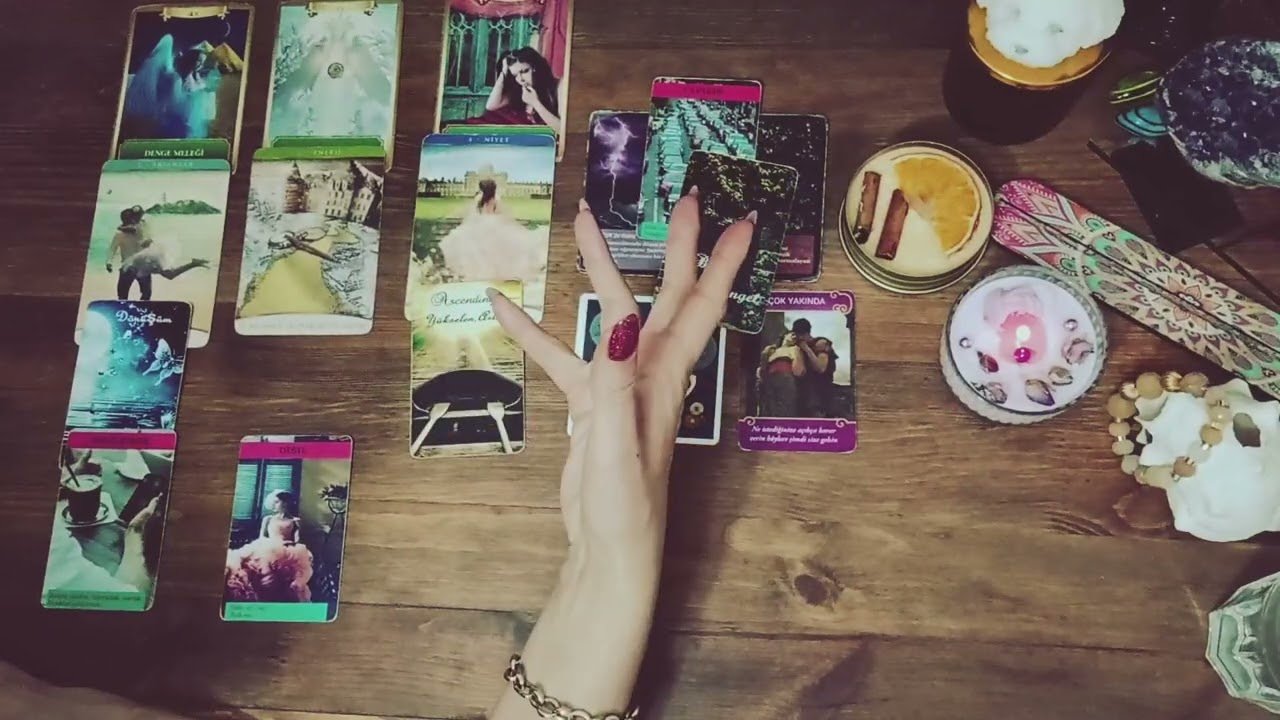 No momento, você está visualizando Aklımdaki Kişi; Güncel Enerjiler✨ Düşüncesi, Duygusu, Gümdem ve Eylem Planı💫#tarot#tarotreading