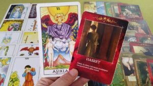 Leia mais sobre o artigo AKLIMDAKİ KİŞİ❤️ SENİ SORDUM CEVAPLAR ÇOK NET😳❤️BİLİNÇALTI OKUMASI #aklımdakikişihakkımdanedüşünüyor