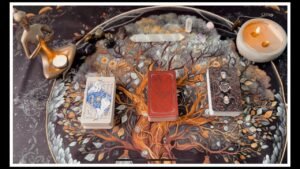 Leia mais sobre o artigo Aklındaki Kişi Ne Düşünüyor Tarot Yorumu🔮