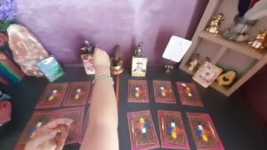 Leia mais sobre o artigo Eril dişil enerjilerin andaki duygu ve düşünceleri / eylemleri ne olacak