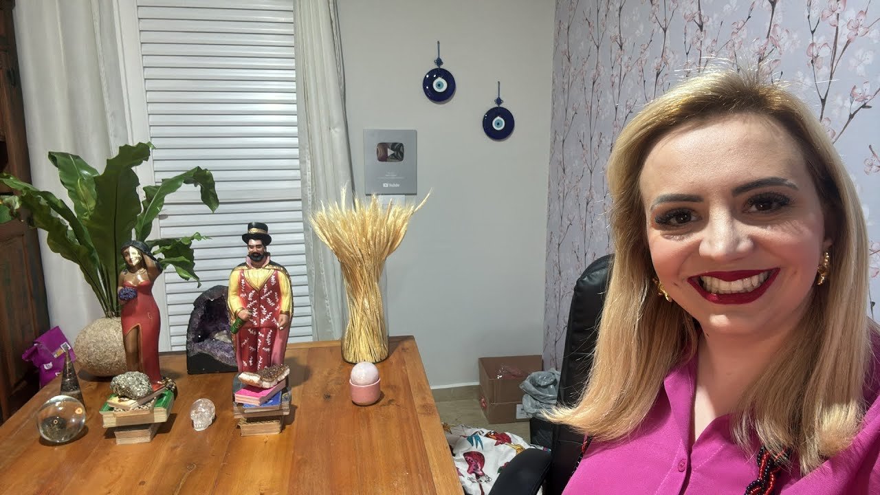 No momento, você está visualizando MENTALIZE ALGUÉM: Vou falar TUDO!  E também o que está por vir pra você!