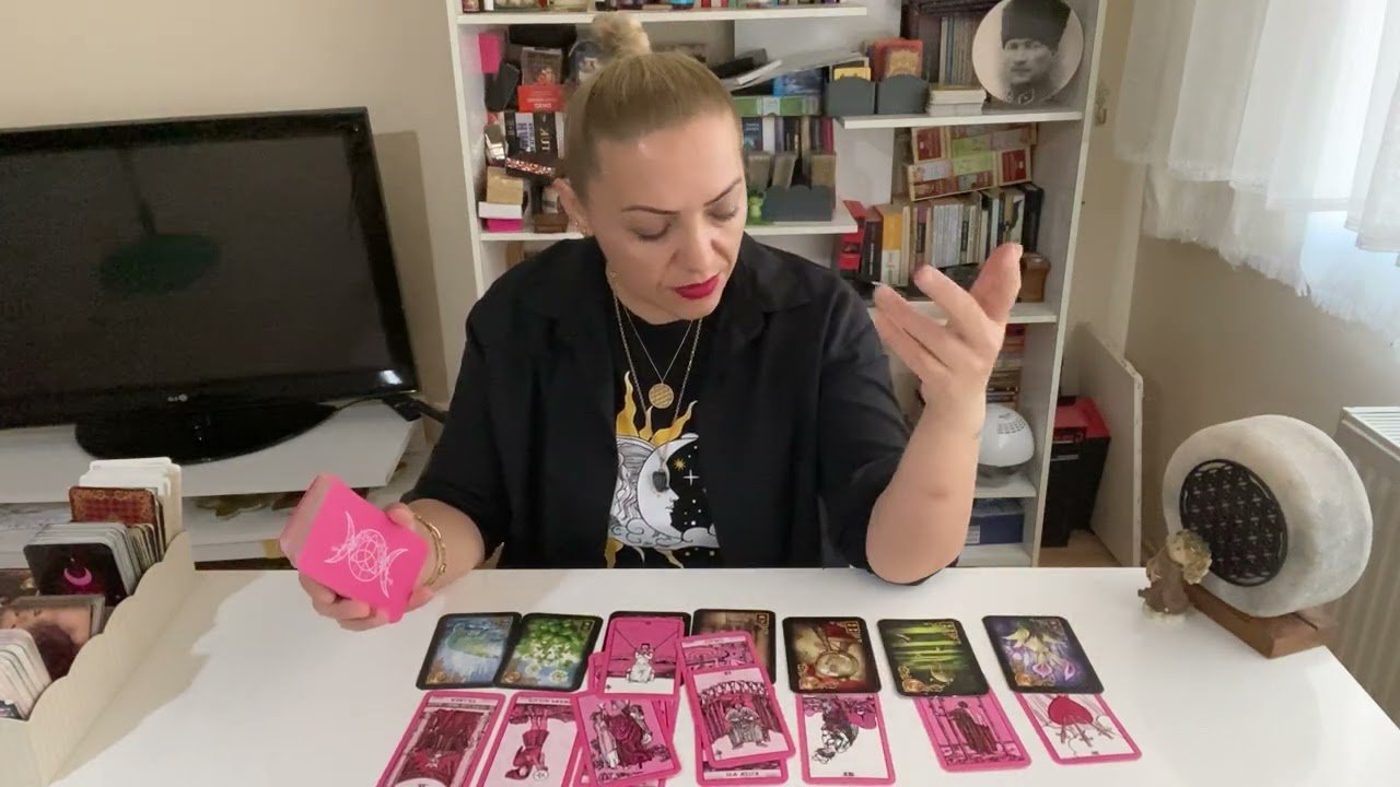 No momento, você está visualizando 🙊SESSİZLİĞİN ONU NASIL ETKİLİYOR ? SESSİZLİĞİNİ BOZACAK Mİ? #tarot #aklımdakikişitarot #yasakask