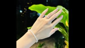 Leia mais sobre o artigo Tarot / Năng lượng tình yêu hiện tại 💜