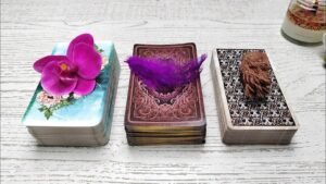 Leia mais sobre o artigo ❓🔮✨🎁 3 DUŻE RZECZY , które Cię zaskoczą w ciągu najbliższych 3 MIESIĘCY 🎁✨🔮❓