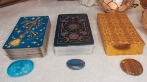 Leia mais sobre o artigo ✨🦋 ASÍ ES COMO TE VEN SUS OJOS. SUS EXPECTATIVAS CONTIGO🦋✨ Tarot interactivo