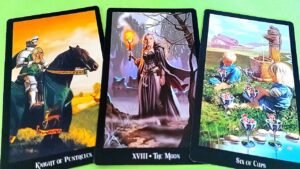 Leia mais sobre o artigo Ai Đó Hình Như Có Gì Đó Muốn Nói Với Bạn / Tarot Reading