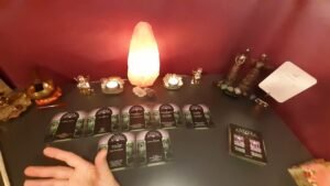 Leia mais sobre o artigo Aklımdaki kişinin niyeti ne NE YAPMAK İSTİYOR#tarot #keşfet