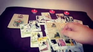 Leia mais sobre o artigo Iznenađenja sudbine za Vas, velika energija čuda tarot čitanje, ciganske karte🔮🧿