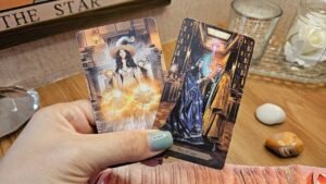 Leia mais sobre o artigo 🔮✨️O QUE ELE(A) GOSTARIA DE TE DIZER HOJE?