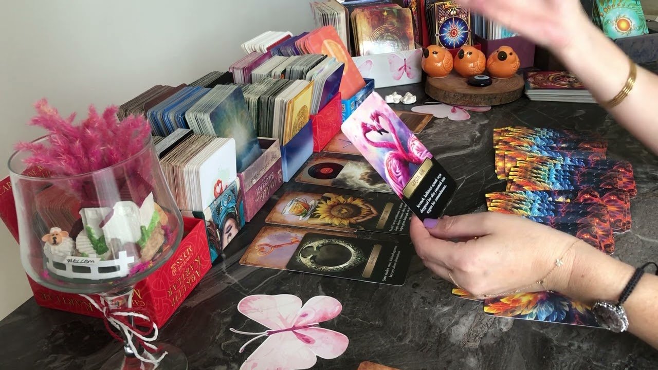 No momento, você está visualizando 🕊️💜ONA SENİ SORDUM💜NE KARAR ALDI#tarot#tarotfalı#aklımdakikişibenidüşünüyormu
