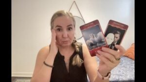 Leia mais sobre o artigo SE PARE CA TOATA LUMEA STIE ASTA IN AFARA DE VOI