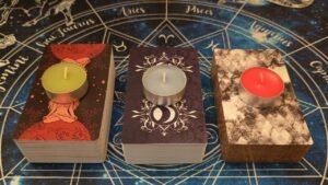 Leia mais sobre o artigo Tarot Tygodniowy 📩🧭 08-14/07/2024 🗓: Wybierz Talie i sprawdź co Cię czeka! 🃏🎴🀄️