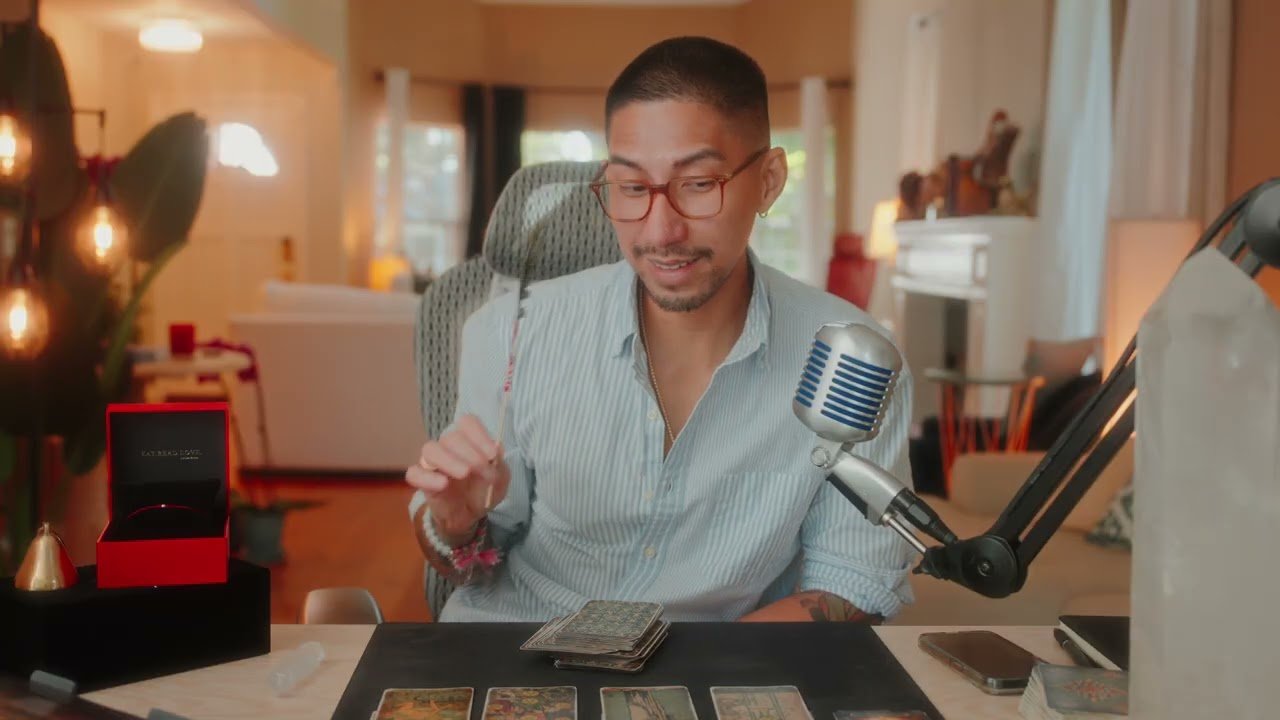 No momento, você está visualizando TAURUS SOULMATE CHANNELED MESSAGE AUGUST TAROT READING HOROSCOPE