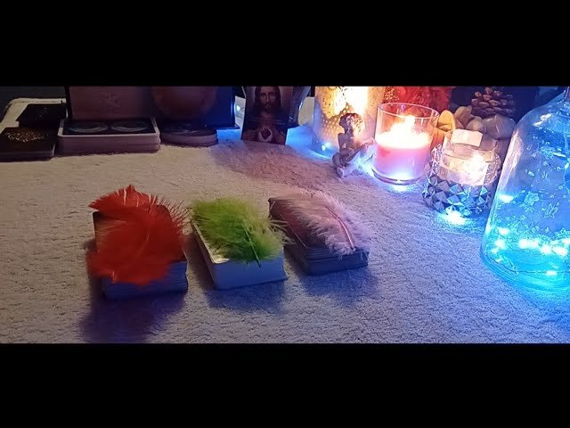 No momento, você está visualizando 🕊🩷 ESTO ES LO QUE ESTÁ PENSANDO + CANALIZACIÓN 🩷🕊 Tarot Interactivo Amor Hoy