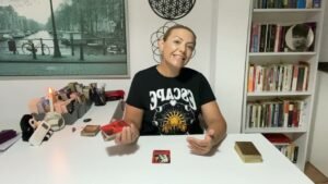 Leia mais sobre o artigo 🔮AKLINIDAKİ KİŞİ İLE YAKIN SÜREÇTE NE YAŞAYACAKSINIZ?#tarot #tarotfali #aklımdakikişitarot #aşkfalı