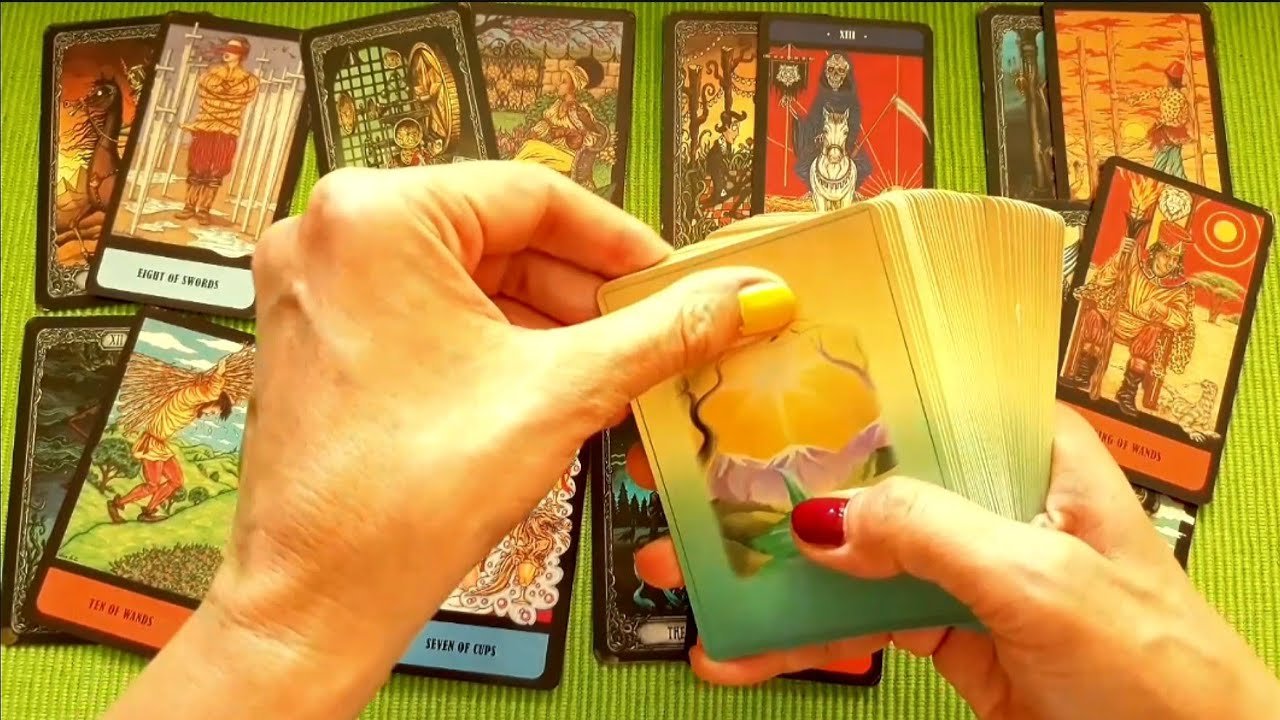 No momento, você está visualizando CO O TOBIE MYŚLI – tarot bezterminowy