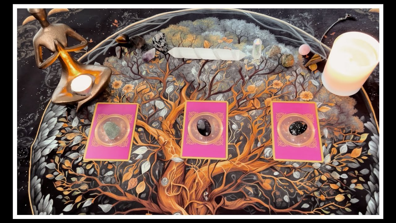 No momento, você está visualizando Kim Sizi Merak Ediyor/Stalklıyor Tarot Yorumu🔮