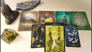 Leia mais sobre o artigo QUÉ TIPO DE AMOR TE  LLEGA ? QUÉ VIVES EN EL Y POR QUÉ LO VIVES? CONEXIÓN DE VIDAS PASADAS?💘❤️‍🩹💔💖💝