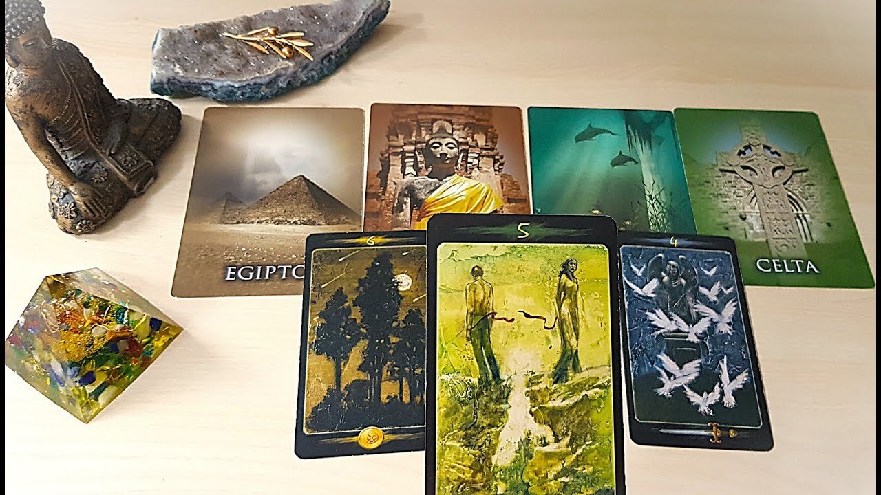 No momento, você está visualizando QUÉ TIPO DE AMOR TE  LLEGA ? QUÉ VIVES EN EL Y POR QUÉ LO VIVES? CONEXIÓN DE VIDAS PASADAS?💘❤️‍🩹💔💖💝