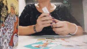 Leia mais sobre o artigo SE CERE ATENȚIE DEOSEBITĂ 🔺 tarot 🔺 mesaj spiritual 🔺 atemporal 🔺