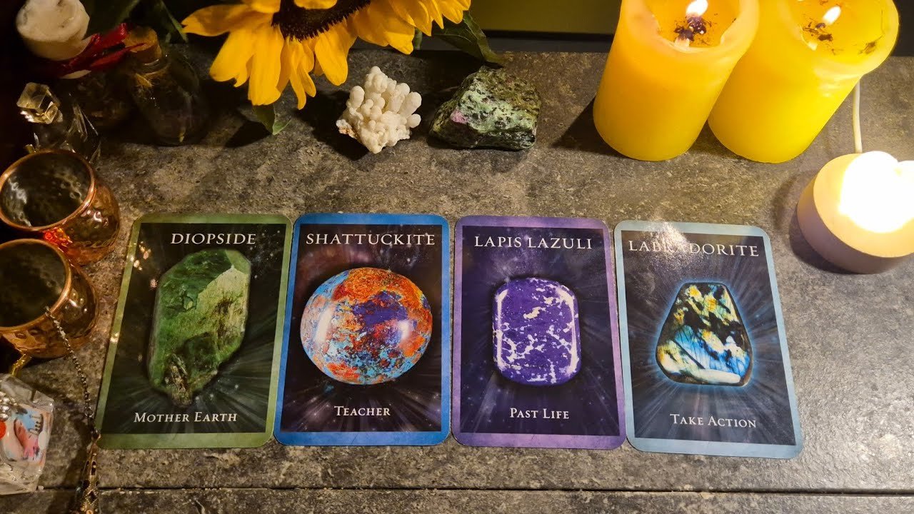 No momento, você está visualizando U čijim ste mislima i zašto? 🫣 Intuitivno tarot čitanje 💛