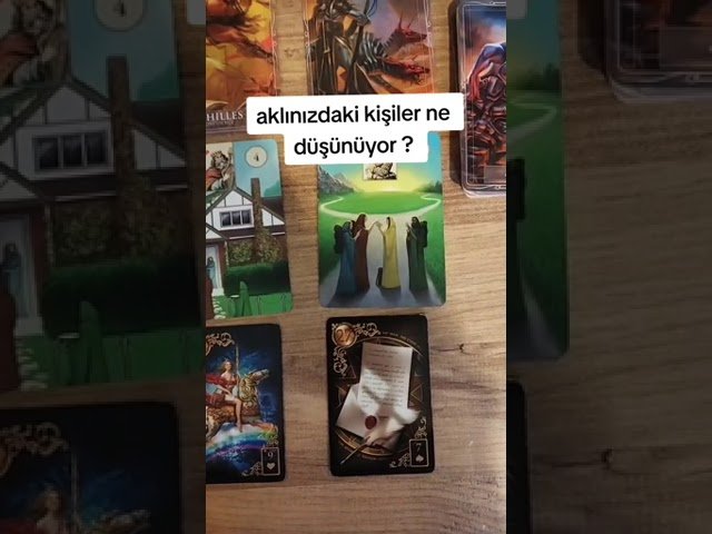 No momento, você está visualizando Aklınızdaki kişiler ne düşünüyor ne hissediyor? #tarot #aklimdakikisi