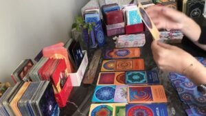 Leia mais sobre o artigo ✨AKLIMDAKİ KİŞİ✨ONA SENİ SORDUM✨NELER ANLATTI NELERR#tarot#aklımdakikişi#keşfet#tarotreading