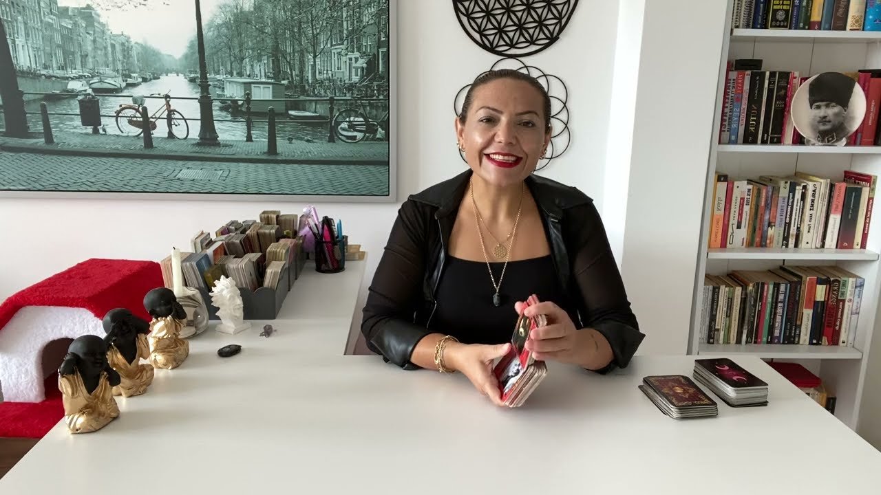 No momento, você está visualizando 💯AKLINIZDAKİ KİŞİ İLE BİR GELECEĞİNİZ VAR MI? #tarot #tarotacilimi #aklımdakikişitarot #fal #aşk